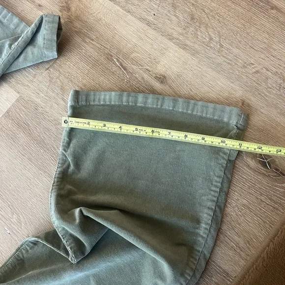 Bella Dahl Olive Green Corduroy Flare Vintage Pants - Picture 12 of 14
